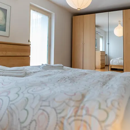 Nest Living Dolce Luce - Free Parking, Wifi, Netflix אודינה