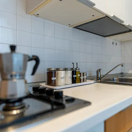 Nest Living Dolce Luce - Free Parking, Wifi, Netflix * Udine