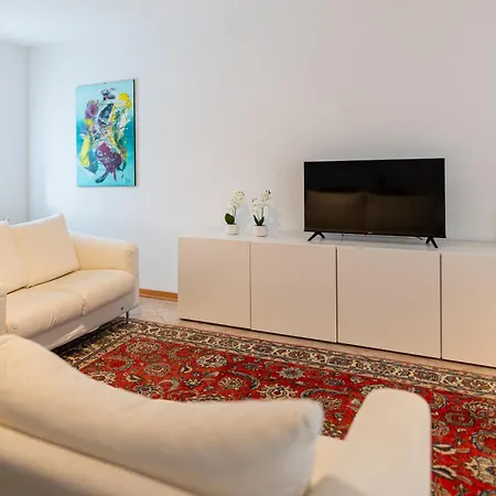 Nest Living Dolce Luce - Free Wifi & Netflix Appartement *