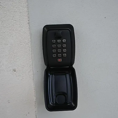 Nest Living Dolce Luce - Free Parking, Wifi, Netflix * אודינה